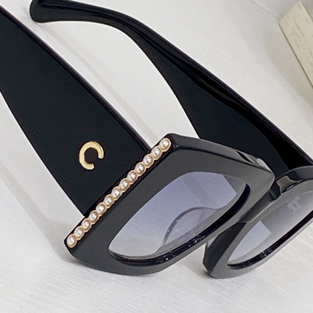 nya damdesignersolglasögon för kvinnor mode retro glasögon vintage fyrkantig design glasögon med pärla Klassisk fritid Ultraviolett skydd UV400 linser