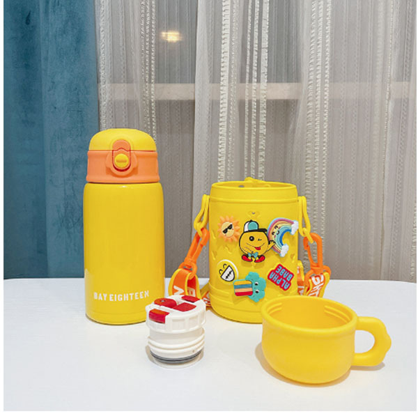 Creative children's kettle cold insulation mug with straw kindergarten cute water cup students portable to school