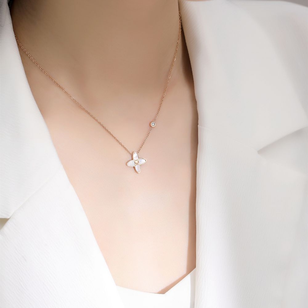 designer ketting sieraden klavertje vier kettingen diamant Sleutelbeenketting Titanium staal Verguld Vervaagt nooit Geen oorzaak Alle239Y