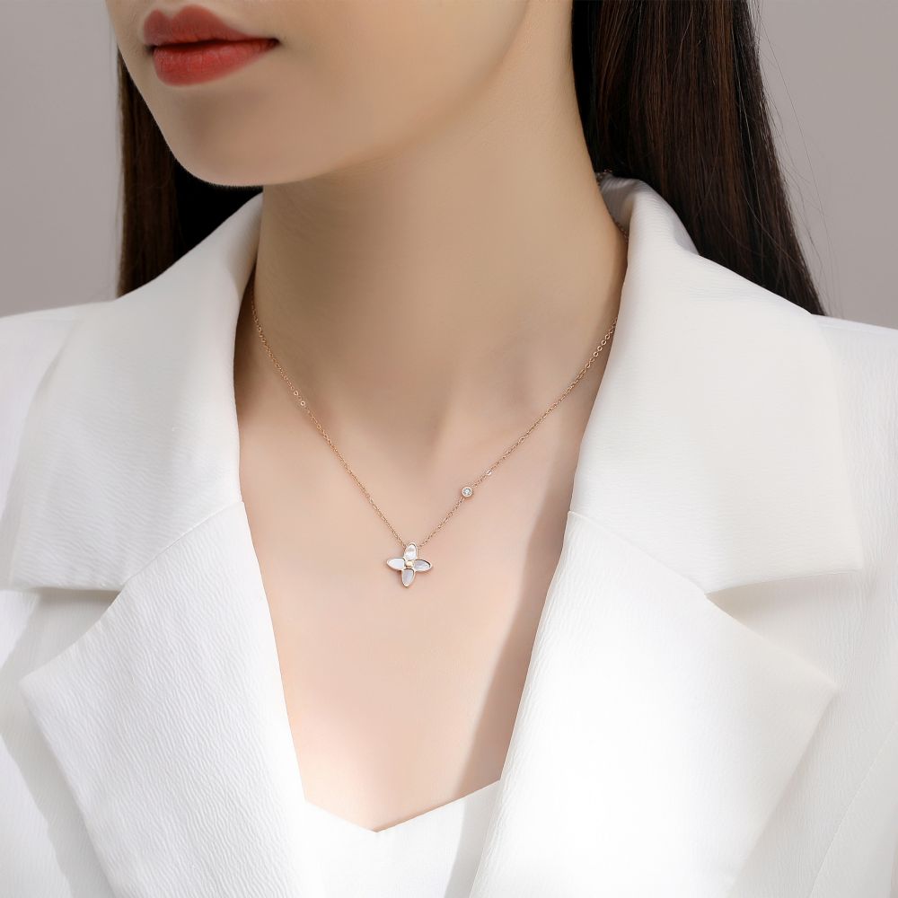 designer ketting sieraden klavertje vier kettingen diamant Sleutelbeenketting Titanium staal Verguld Vervaagt nooit Geen oorzaak Alle239Y