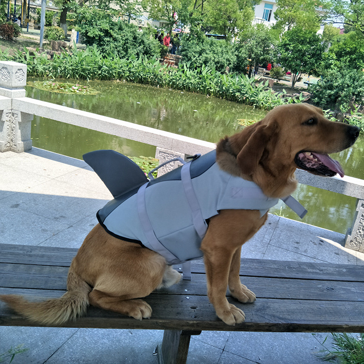 Vêtements de chien Gilet Portable Pliant Vêtements de sécurité Chiens Maillots de bain Vie pour animaux de compagnie Natation Sirène Requin