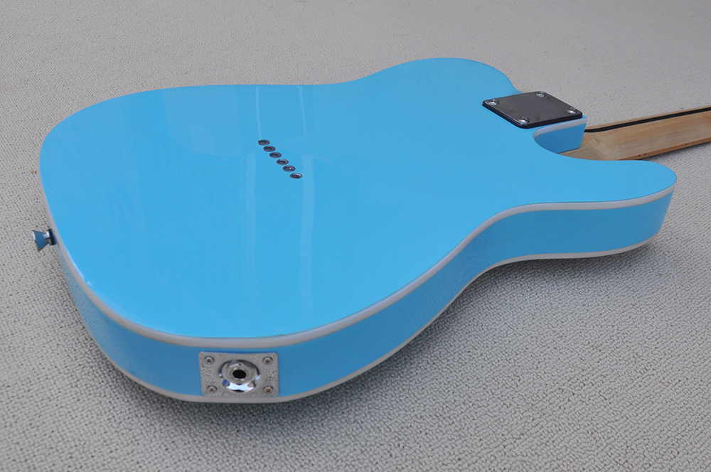 La guitarra eléctrica azul cielo personalizado de fábrica con el diapasón de diapasón de arce se puede personalizar el cuerpo del orificio lateral zurdo.