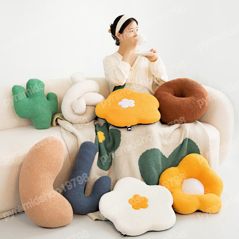 Simulation fleur douce en peluche coussin de siège lit canapé coussin décoration de la maison ornements mignon enfant petite amie cadeau d'anniversaire