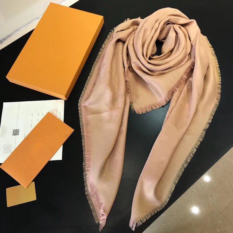 2022 Eşarp Tasarımcı Moda Gerçek Keep Highgrade V Scarves Silk Basit Retro Stil Aksesuarları Kadın Talk Scarve 11 Renkler1777326