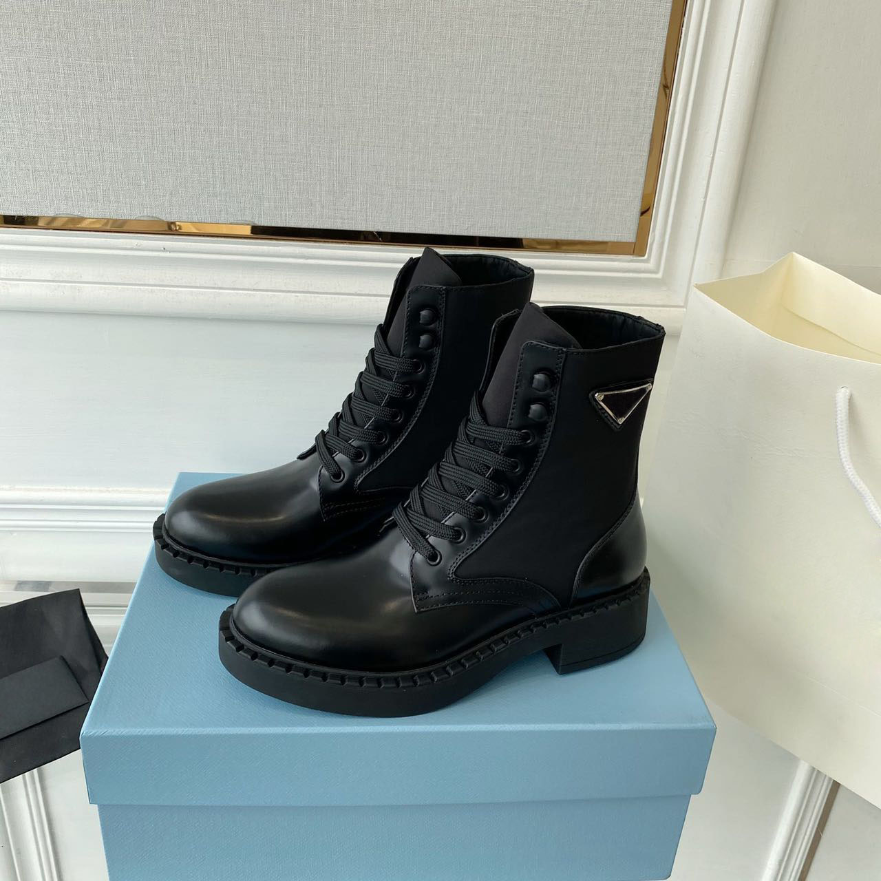 Kadın Botlar Rois Boot Martin Boots Renylon Kauçuk Dantel Parlak Deri Moda Rahat