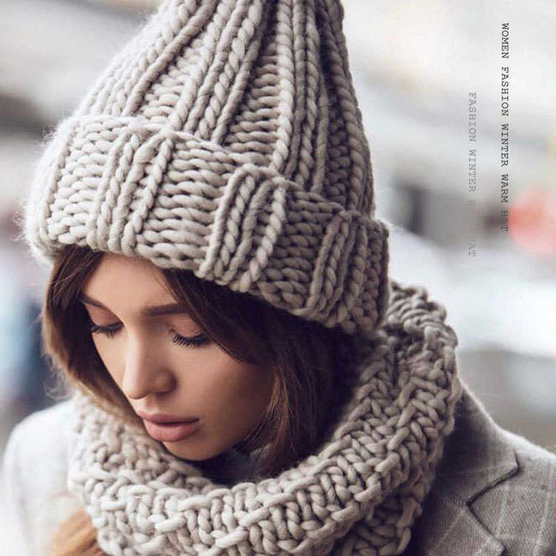 Bonnet / Skull Caps Chapeaux d'hiver pour les femmes en fausse fourrure Fille Bonnet chaud Couleur unie Mode Bonnet Épais Laine tricoté Chapeau Chapeau extérieur 2021 Nouveau T221020