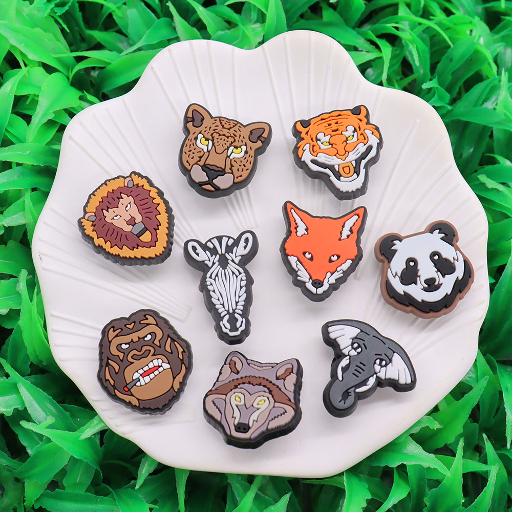 MOQ Cartoon Animal Beast Elephant Tiger Zebra Fox Lion Panda PVC Shoe Parts Accessories Charms Decorations Fits Shoes Clog Pins Bracelets Wristbands