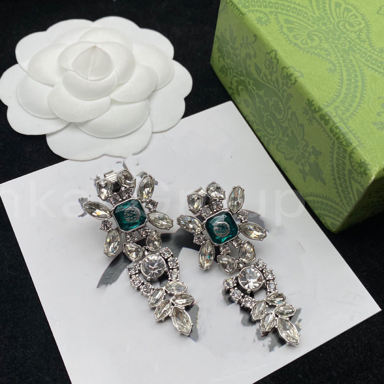 Smycken chic dubbel bokstav charm örhängen med presentförpackning präglad stämpel studs örondöd för kvinnor party årsdag7564116