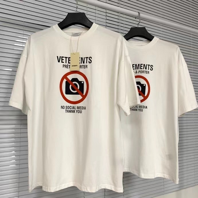Erkek Tişörtleri Fotoğraf Slogan Mektubu Logosu Gevşek Kısa Kollu Çift Beyaz T-Shirt% 100 Pamuk