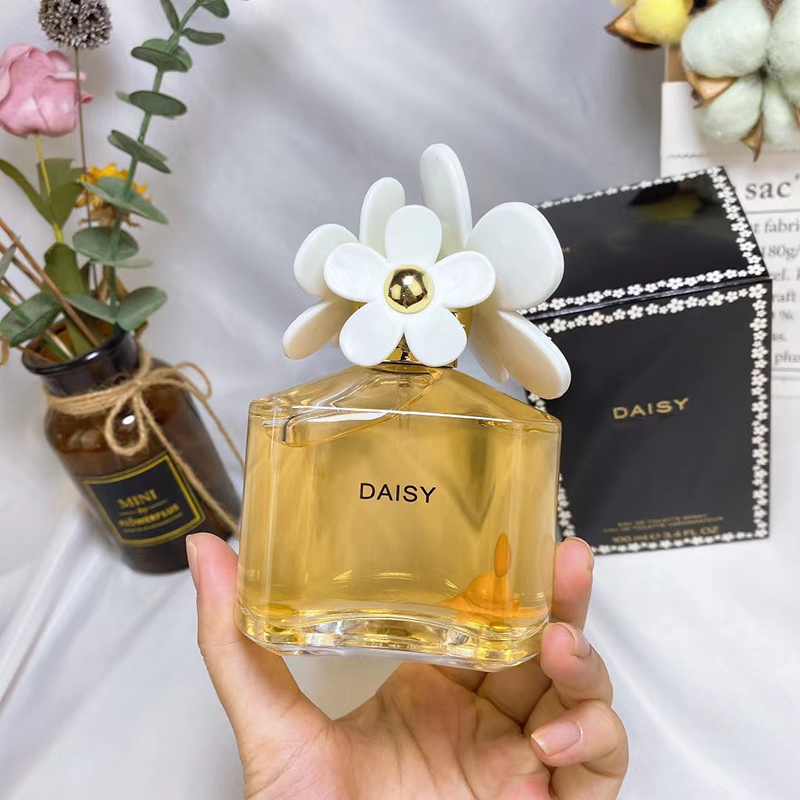 여성을위한 브랜드 향수 Daisy Cologne 100ml 스프레이 EDT 자연 여성 향기 3.4 fl.oz 크리스마스 발렌타인 데이 선물 오래 지속되는 즐거운 향수 도매