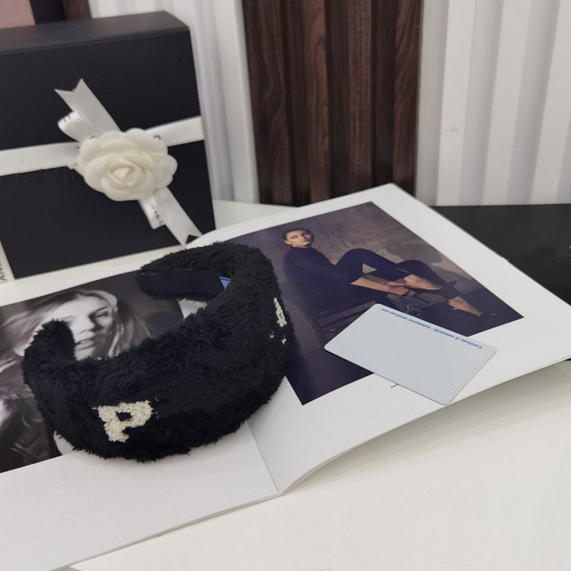 Mit BOX Marke Designer Stirnbänder Buchstaben P Familie Invertiertes Dreieck Wolle Stirnband Schwarz Weiß Frauen Mädchen Haar Hoop Luxus Headwarp Zubehör P159