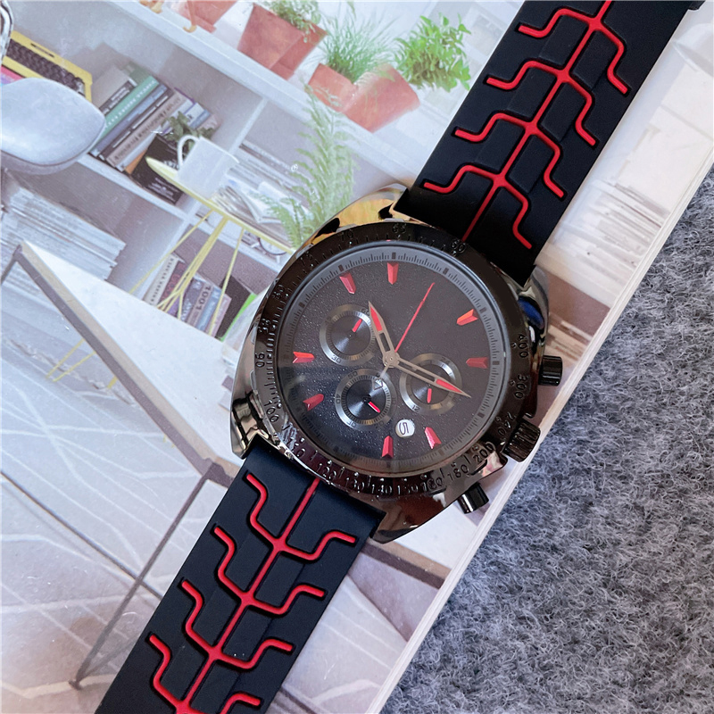 Orologi da polso di marca completa di moda Uomo Uomo Casual Stile sportivo Lusso Tutti i quadranti Orologio al quarzo con cinturino in silicone funzionante TR 02