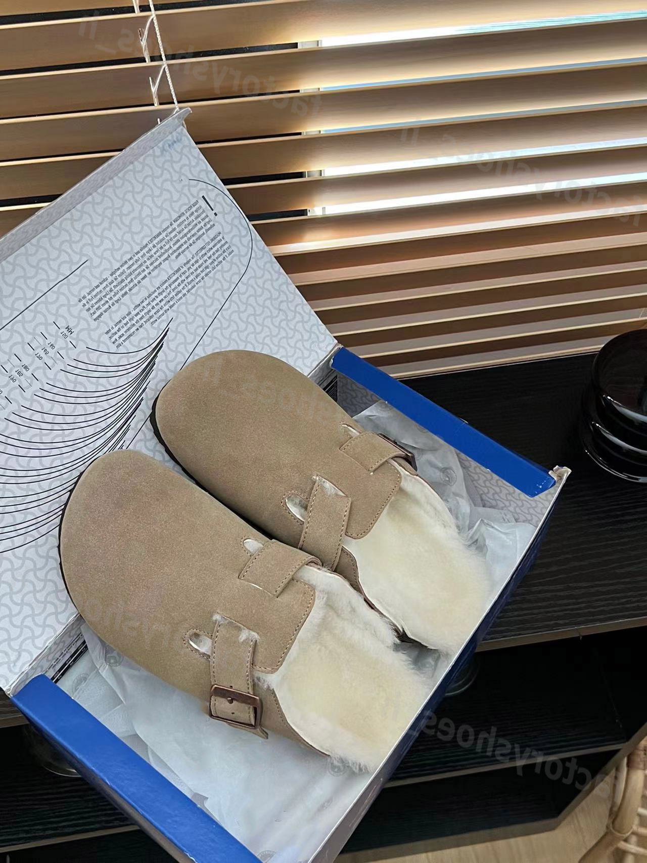 Pantofole Boston in lana Pantofole piatte in sughero Sandali in pelle scamosciata invernali Sandali soffici pelosi Designer Scarpe casual pigre Infradito da spiaggia