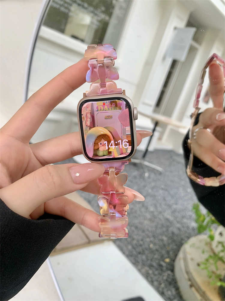 Kawaii Rose Papillon Résine Apple Watch Band 41MM 45MM 40mm 38mm Nouveau Design Fille Bracelet Pour iwatch Série 7 6 Se 5 4 3 2