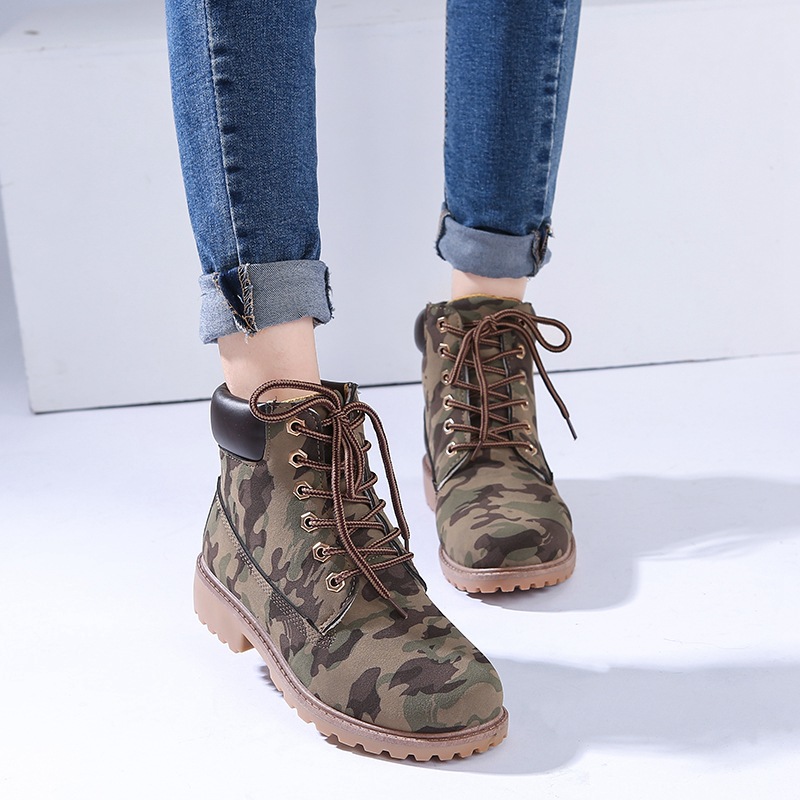 Designer femmes Martin bottes mode bout rond Camouflage chaussures d'hiver avec doublure en fourrure dame PU bottine