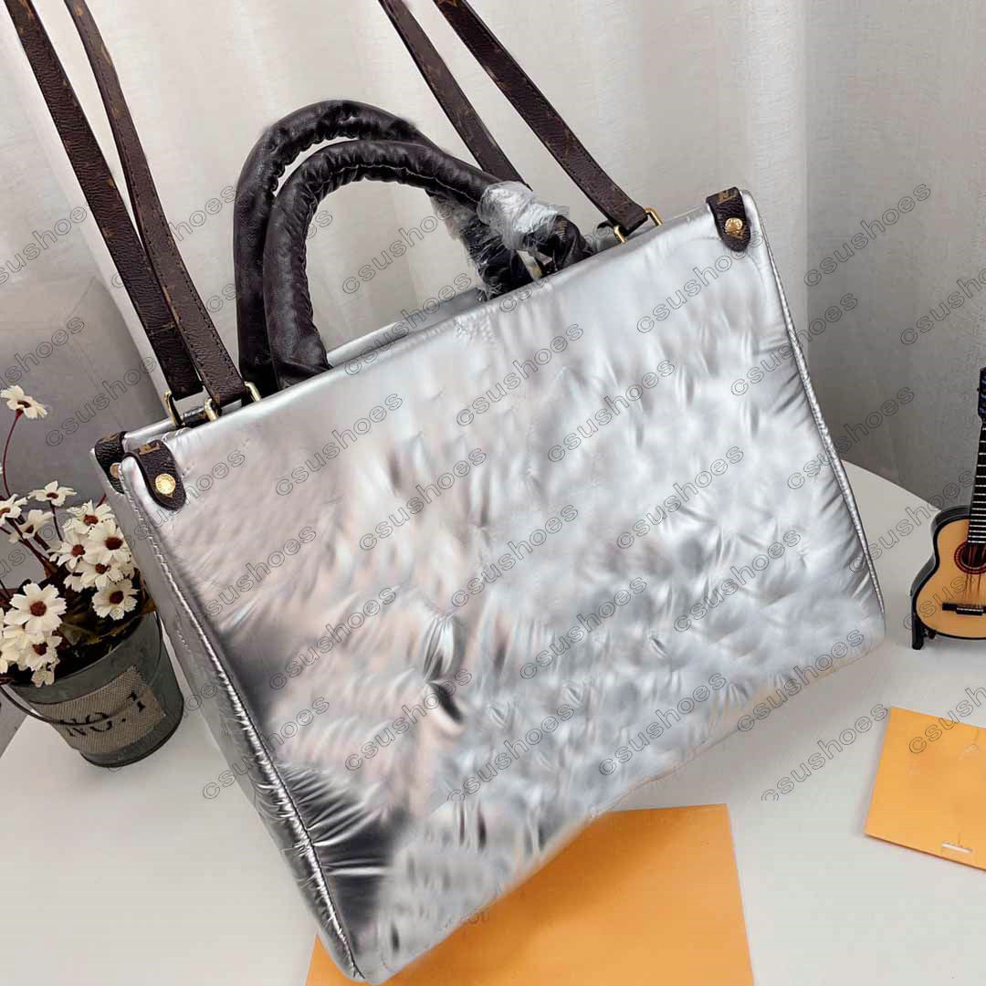 Onthego MM Silver Econyl Bag 22ss Winter Bag Totes Women Luxurys Designers Ladies Almofada Crossbody Bolsa Flower On The Go Shoulder Bags M44576 M59007 20973