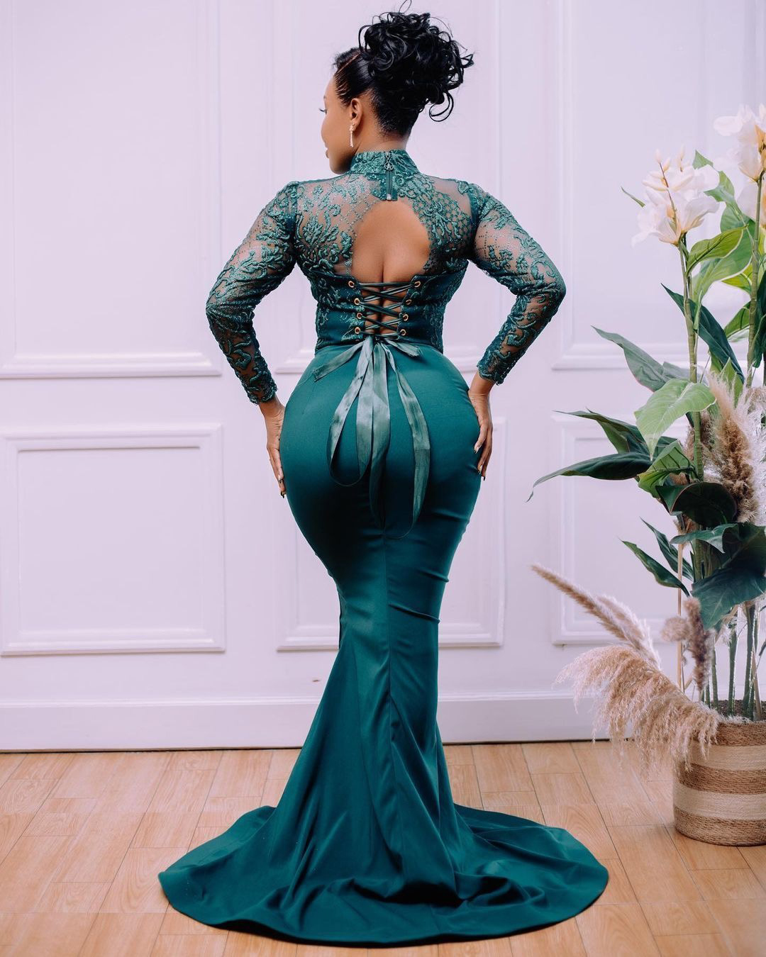Aso Ebi Spitzenfleck-Meerjungfrau-Abschlussballkleid mit langen Ärmeln, Jägergrün, afrikanisches Abendkleid für den zweiten Empfang, Geburtstag, Verlobung