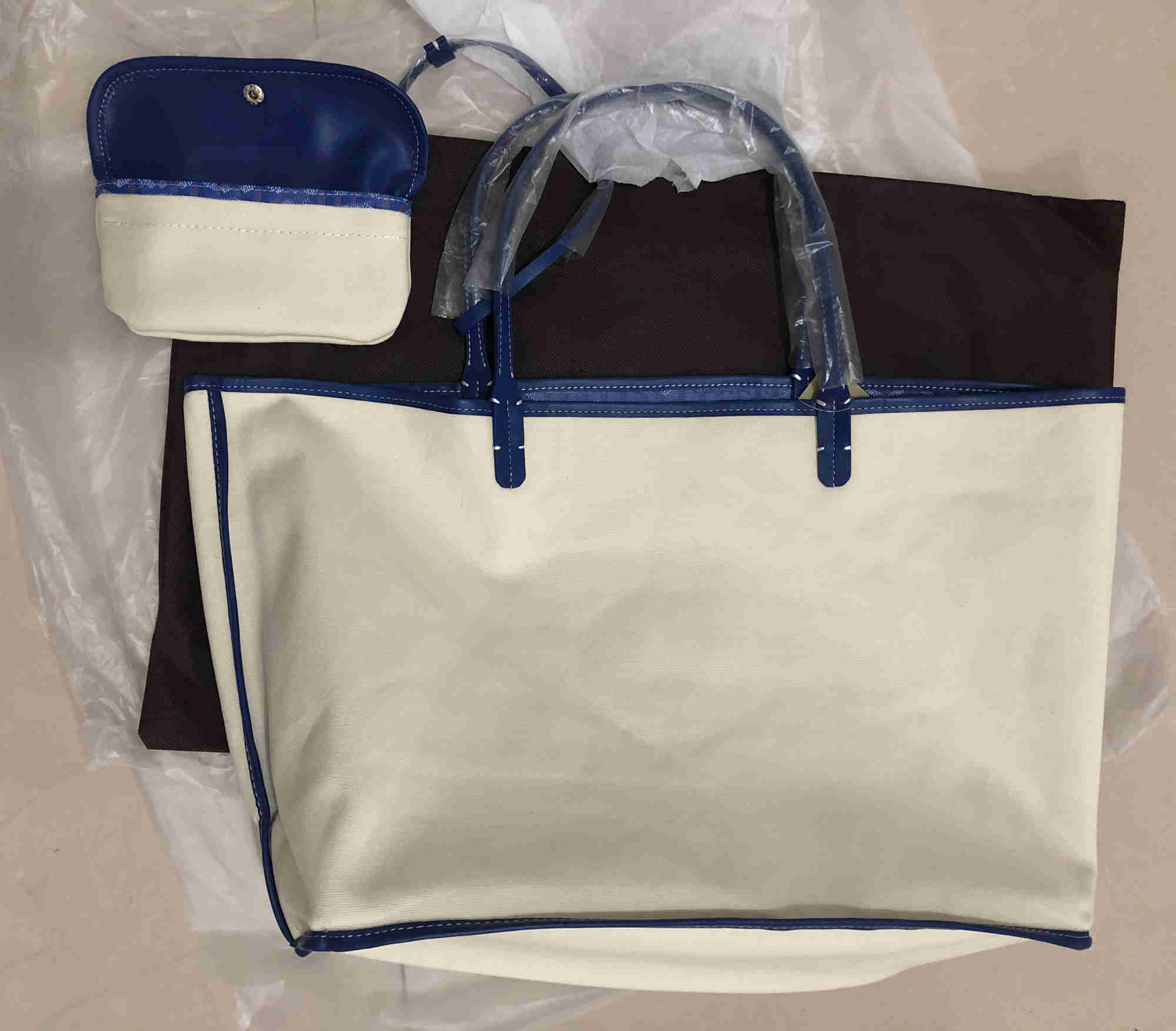 Lyxdesigner handväska kvinnors väska ny multifunktionell modehandväska den högsta kvalitet shopping axel support singel fabrik direktförsäljning