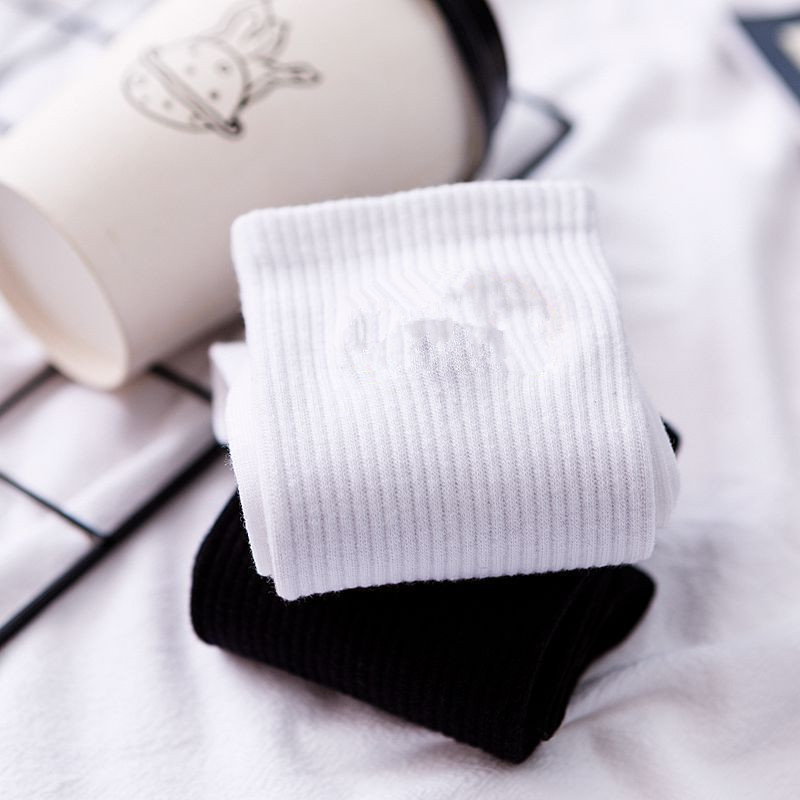 Mens womens cotton Socks personalized embroidery Cute popular fashion sports trendy Couple sock Autumn Winter For Women Men
