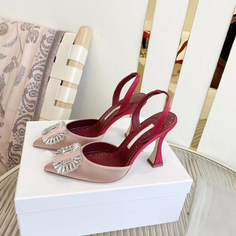 2022 designer bout pointu sandales à talons hauts femmes luxe 100% cuir mode après lanières évider chaussures dame orteil couvert sexy diamant boucle mi-talon sandale
