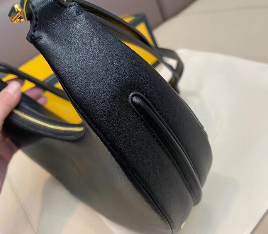 Fashion Evening Bags Big Size Mens Womens Genuine Leather Handbags gold metal Crescent bottom designer Shoulder Bag luxury handbag purses