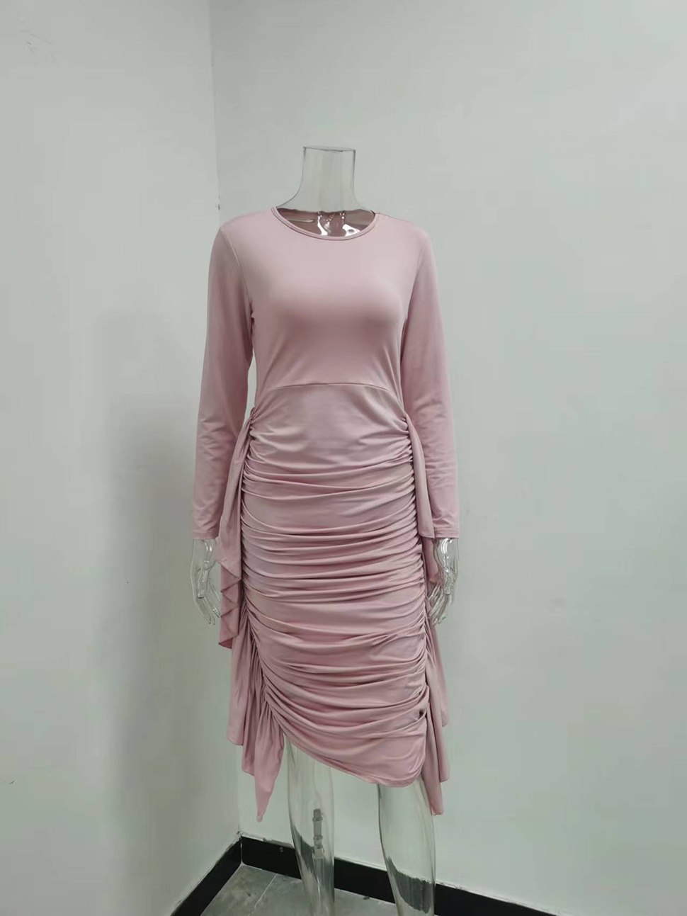 النساء ruched bodycon mini فساتين عادية الصلبة طويلة الأكمام ضيقة ضمادة كوكتيل كوكتيل كوكتيل حفل زفاف الفستان الزفاف بالإضافة إلى الحجم s-5xl