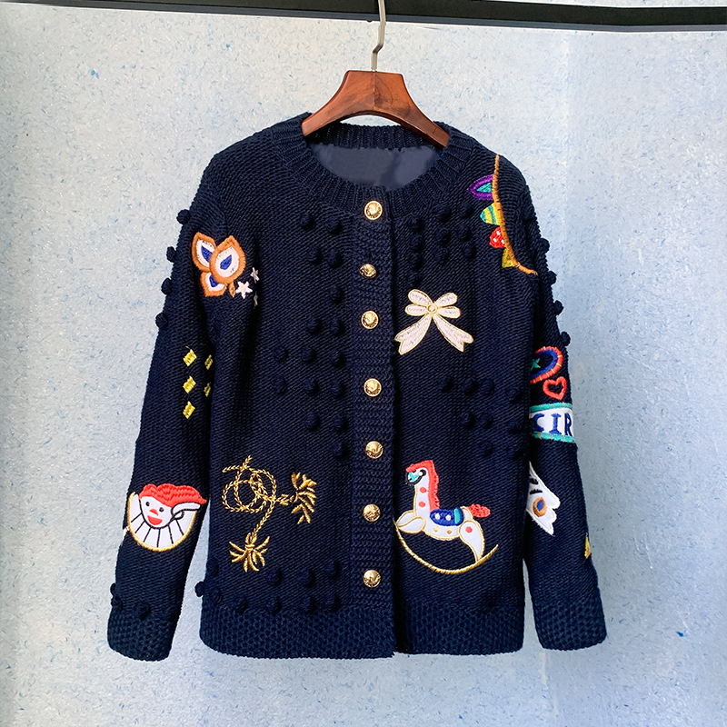 2023 Christmas Runway Women Outerwear Jackets Clothing Designer Cartoon Embroidery Sweater Cardigan Women Long Sleeve Knitted coat Female autumn winter Clothes