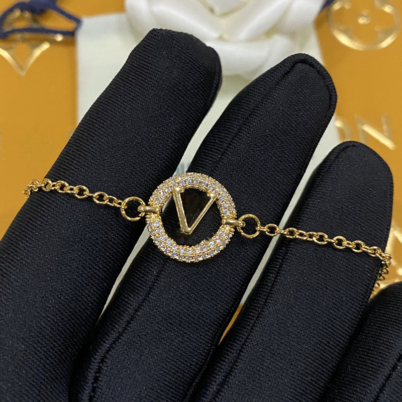 Projektant bransoletki klasyczny styl moda prosta l damskiej bransoletki przydatnej do spotkań towarzyskich
