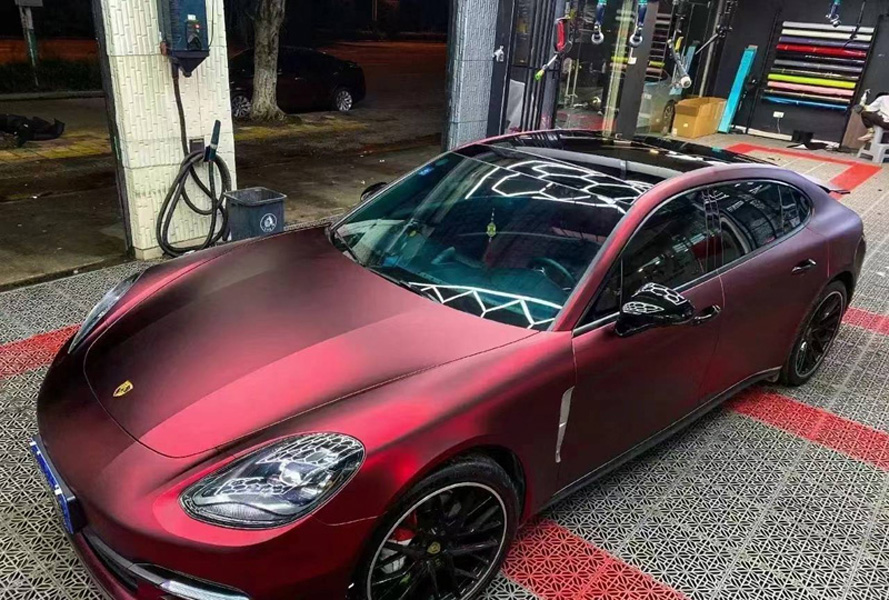 Matte Metallic Romanee Red Vinyl Wrap Film Auto adesivo Decal Decal Vehicle Avvolgimento Air Roll Roll Air Release Free