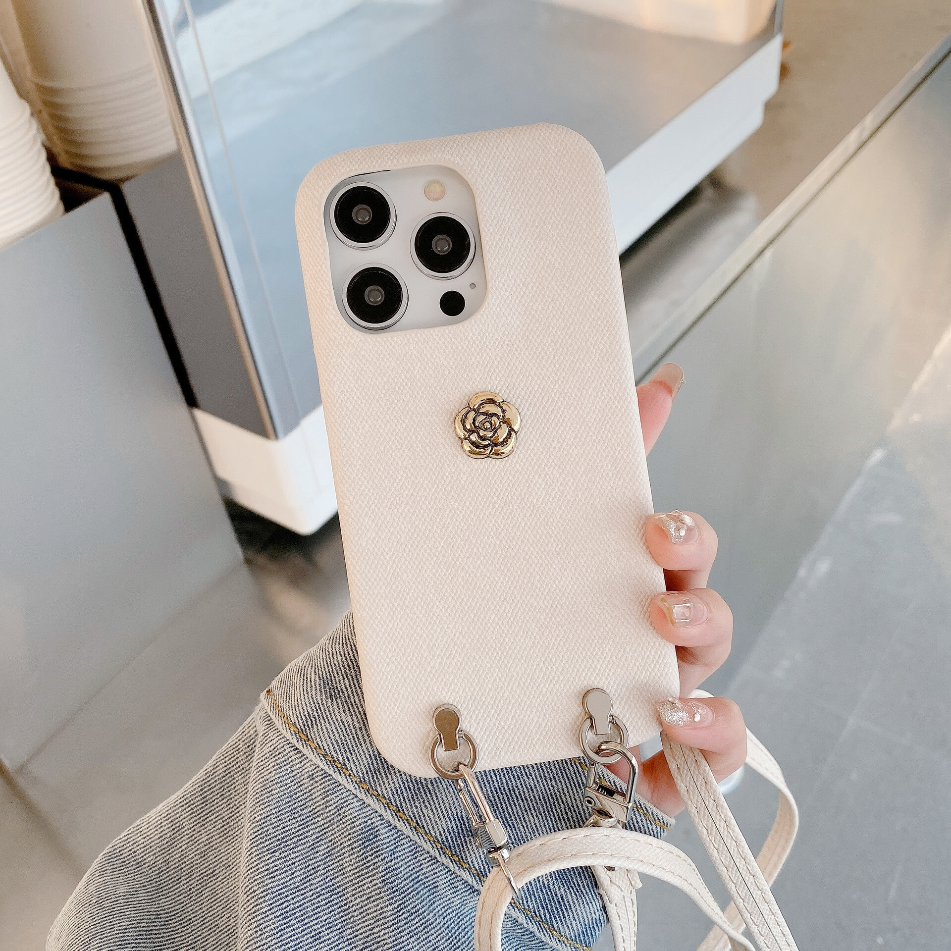 Creative Ways to Secure a Lanyard to Your iPhone 15 Chanel