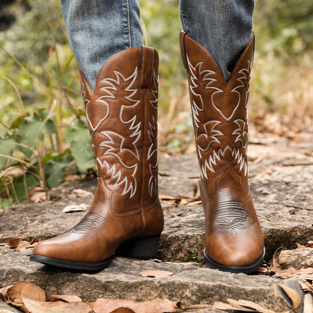 Pointed Square Toe Cowboy Boots: Does the Shape Actually