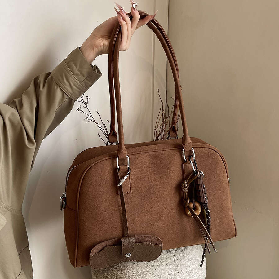 Versatile Shoulder Handbag