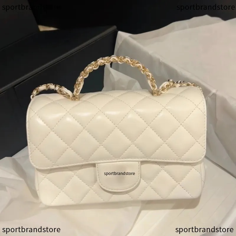 Quilted Chain Bags vs Top Handle Bags: Which one do fashion girls