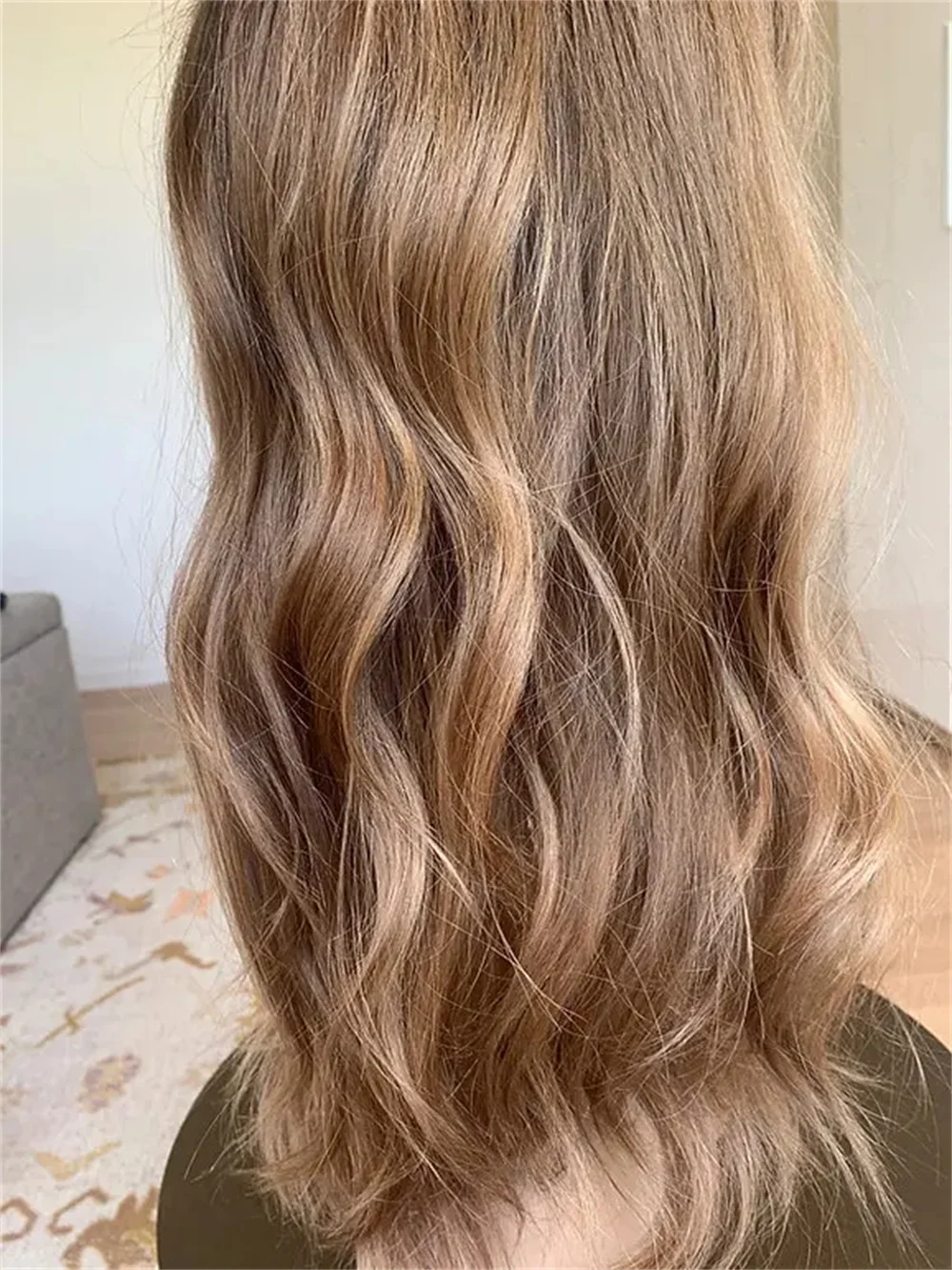 Blonde Loose Wave Lace Front Wig detail view 4