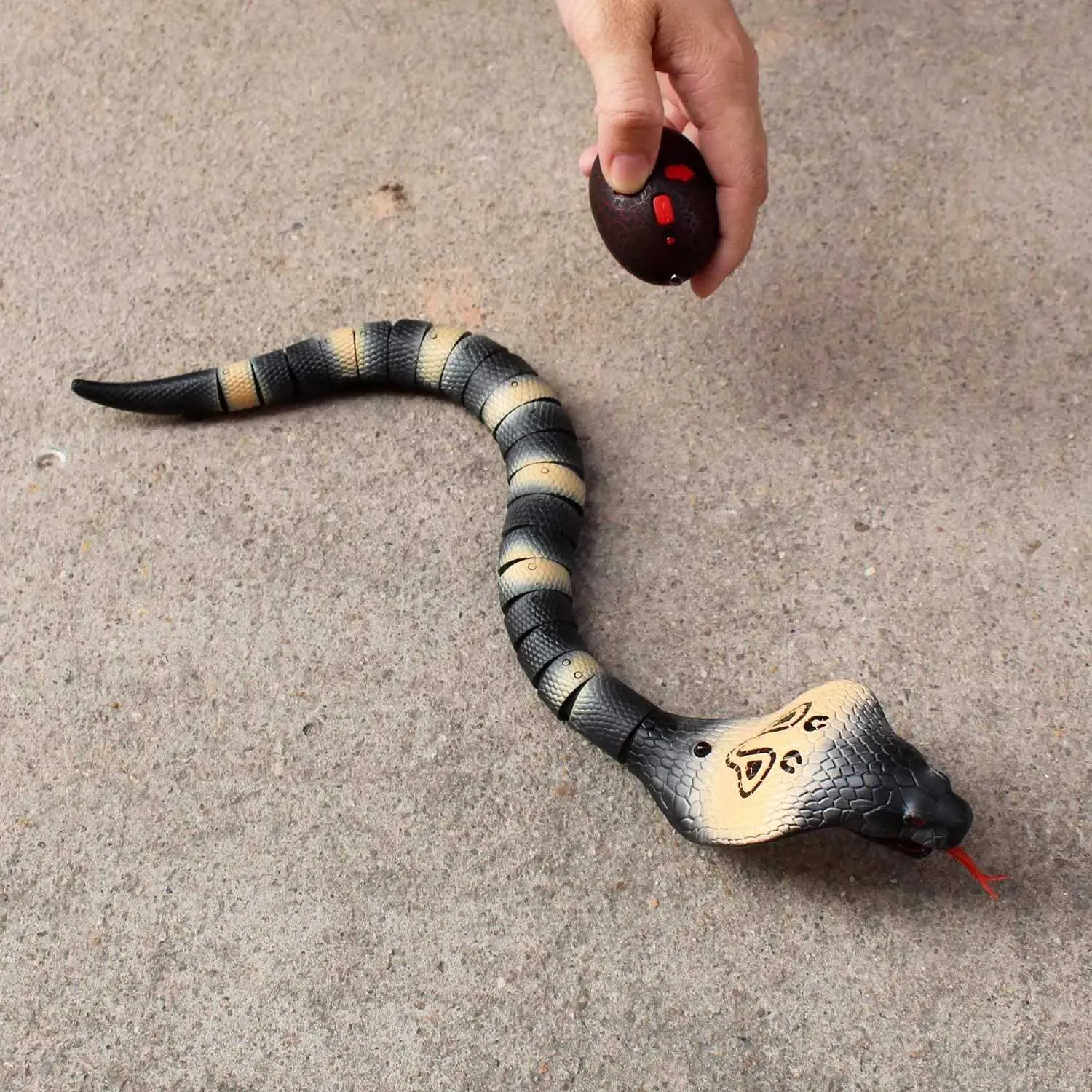 Realistic RC Electric Cobra Snake Toy Infrared... From Mengqiqi07, $5. ...