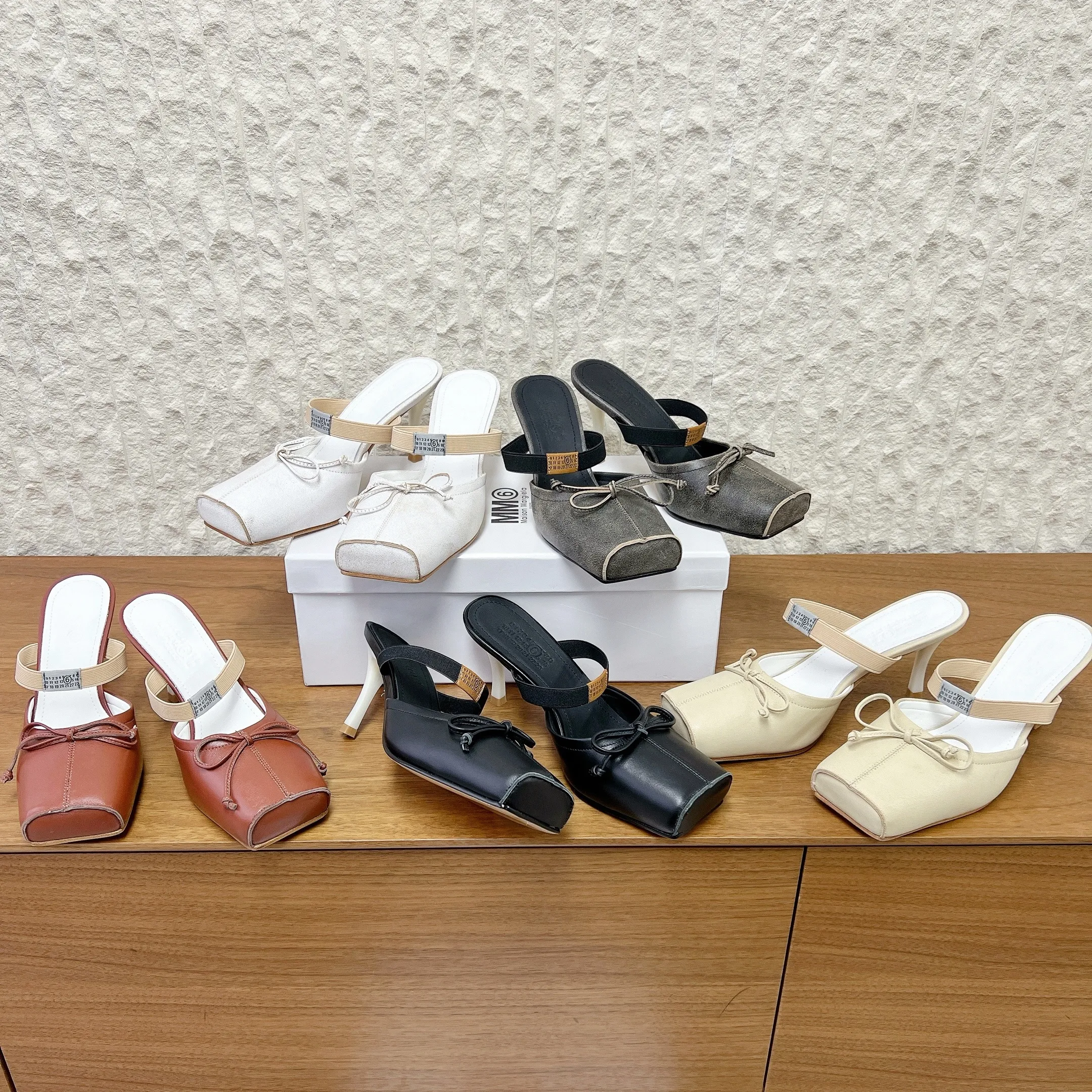 chinese dress ladies Mason Genuine Leather Oxford by Giovanni – DAPPERFAM main image 0