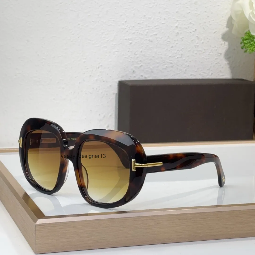 Designer sunglasses with PC frame and mixed color PC lenses for men ...