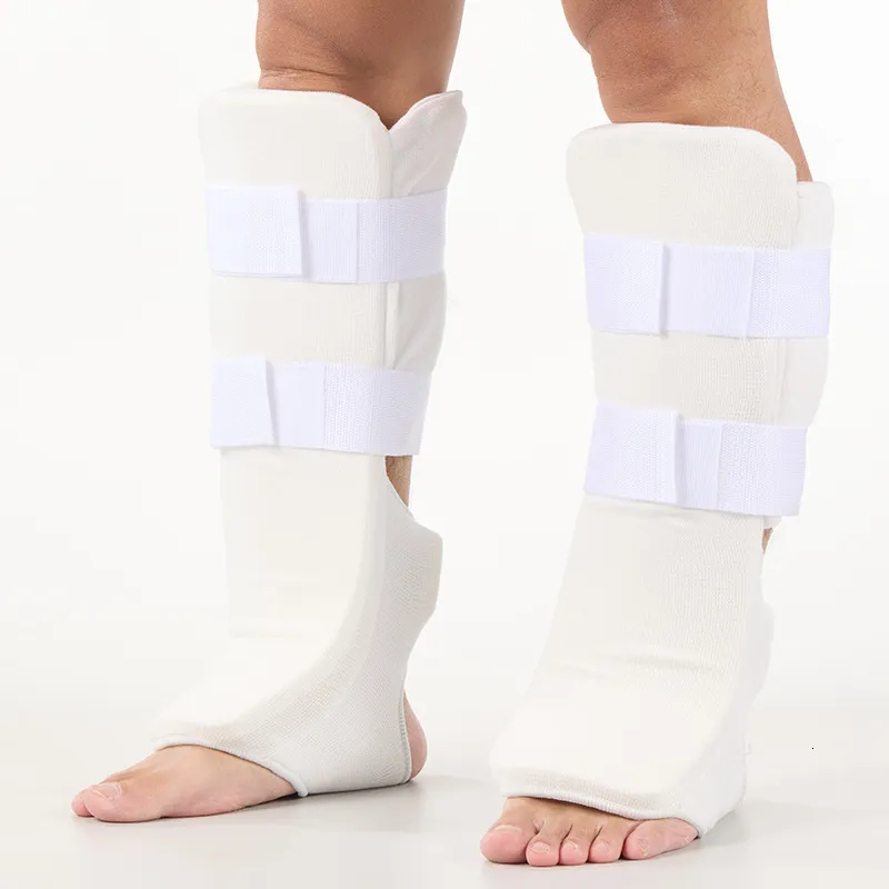koolsoo Protecteur de Pied Élastique en Cuir PU Doublure EVA Protection d'Entraînement Protège-Coups pour m koolsoo Protecteur de Pied Élastique en Cuir PU Doublure EVA Protection d'Entraînement Protège-Coups pour m