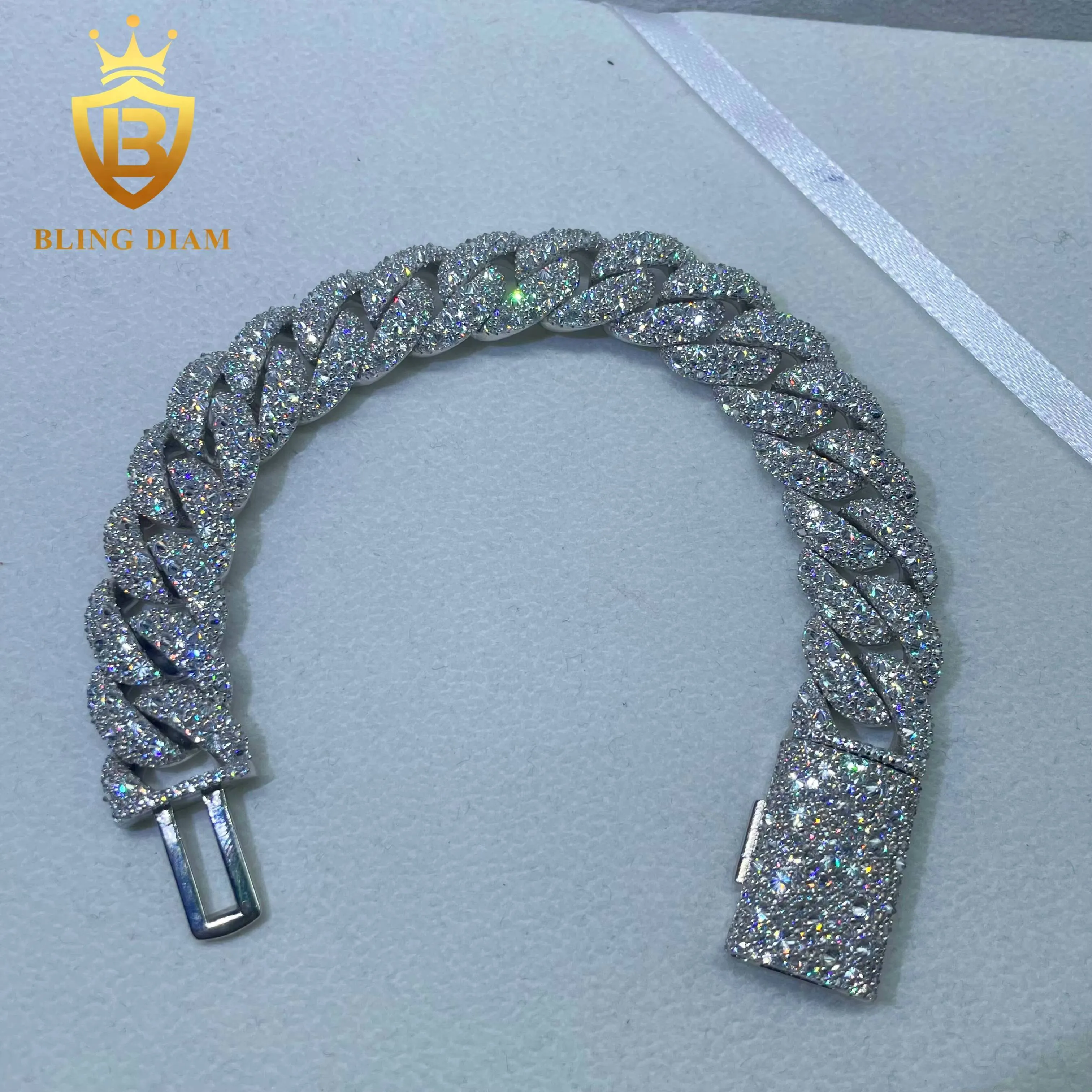 Bracciale hip hop personalizzato con catena a maglia cubana in argento 925 con moissanite iced out e diamanti Miami da 15 mm, per uomo e donna._voghion.com