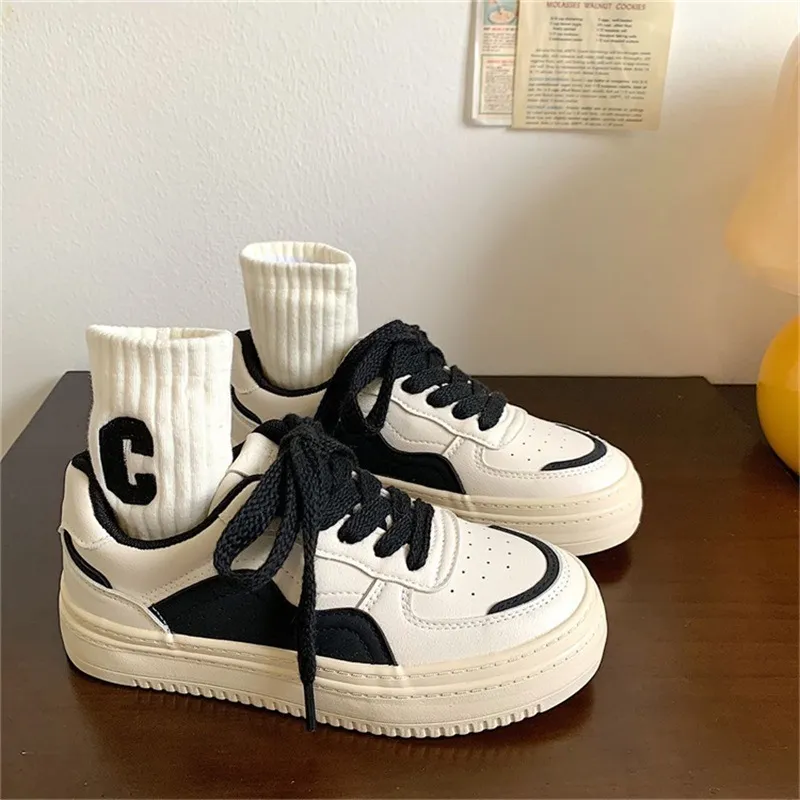 Gratis verzending Klassieke witte leren sneakers voor dames, nieuwe chunky platformschoenen uit 2026, veelzijdige casual schoenen voor elke dag_voghion.com