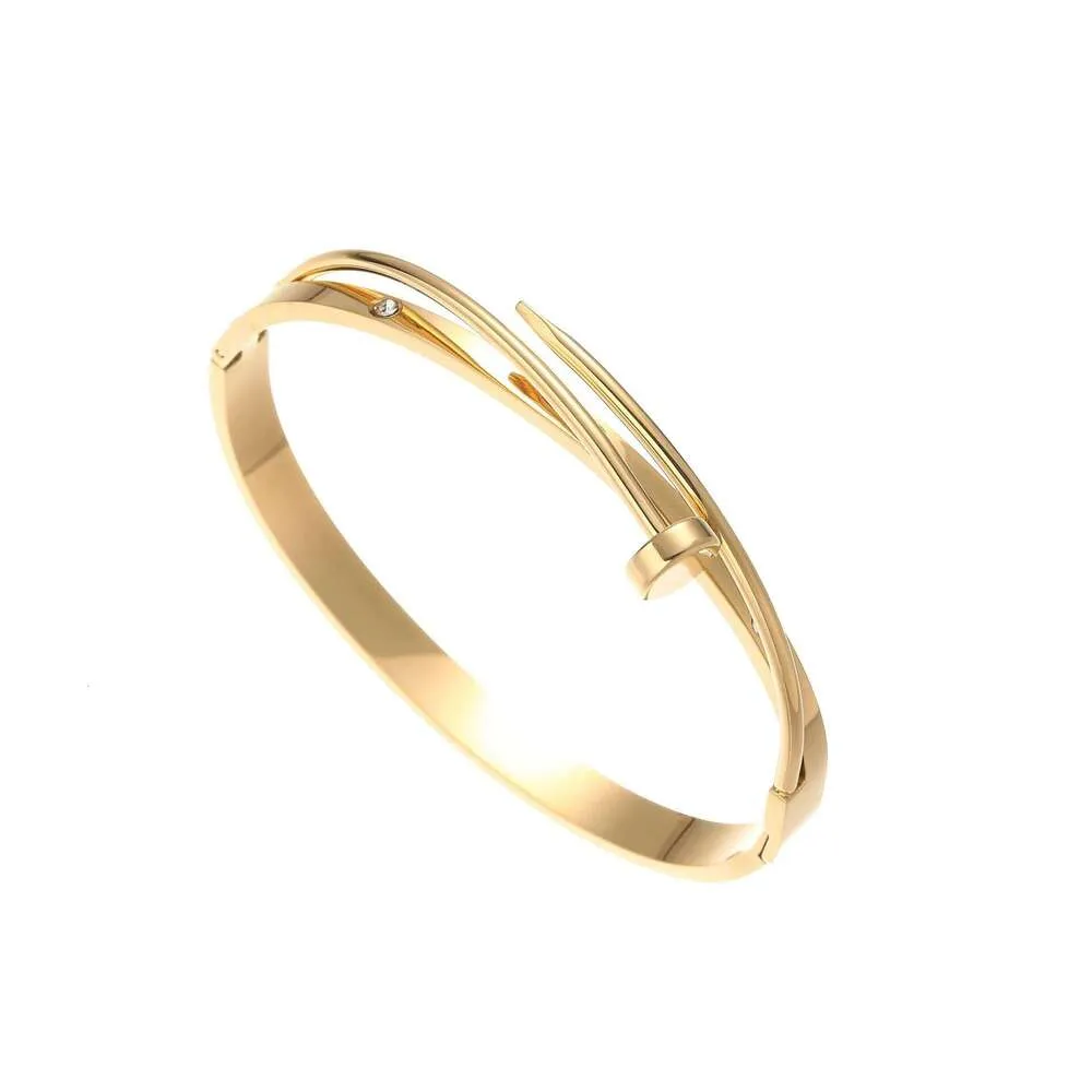 Cross Border Trendy Geometric Patchwork 18K Electroplated Gold Women's High End Non Fading Titanium Steel Bracelet Fine_voghion.com