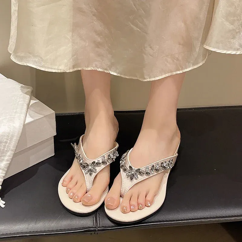 Flip Flops Women Summer Round Toe Temperament Soft Sole Non Slip Kitten Heel Wedge Rhinestone Sandals 260112_voghion.com