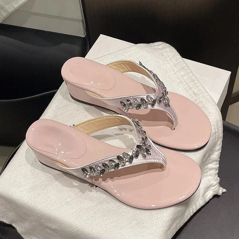 Flip Flops Women Summer Round Toe Temperament Soft Sole Non Slip Kitten Heel Wedge Rhinestone Sandals 260112_voghion.com