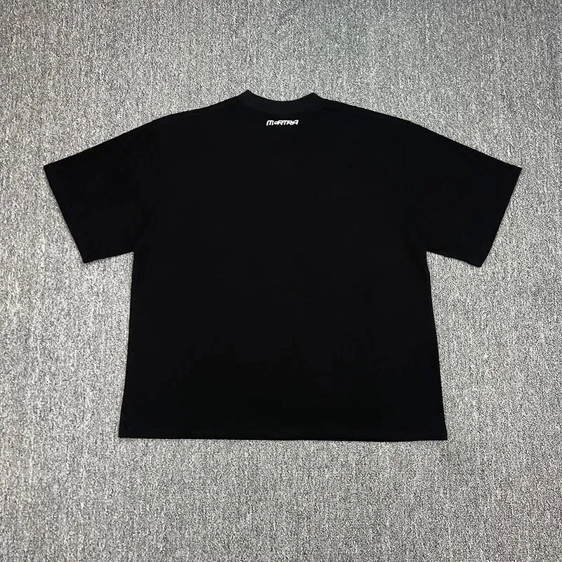 トップス 26ss EMBROIDERY T-SHIRT(BLACK) 1 26SS Colorful Print Letters Embroidery Mertra T Shirt From 24