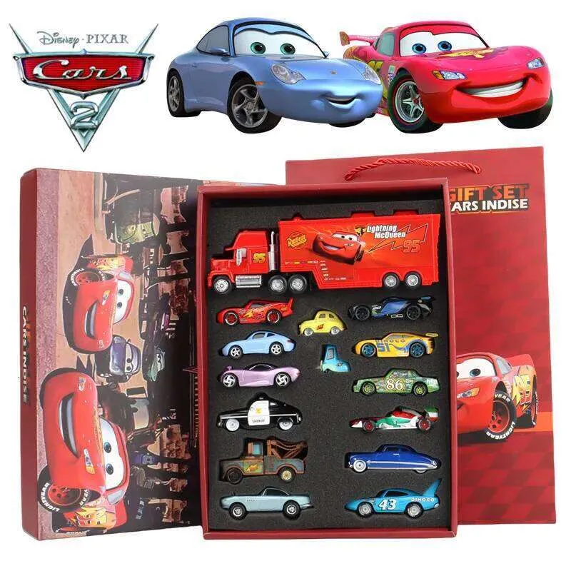 Disney 8/13/15 Adet Pixar Arabalar Hediye Kutusu Yi TL1,300.84