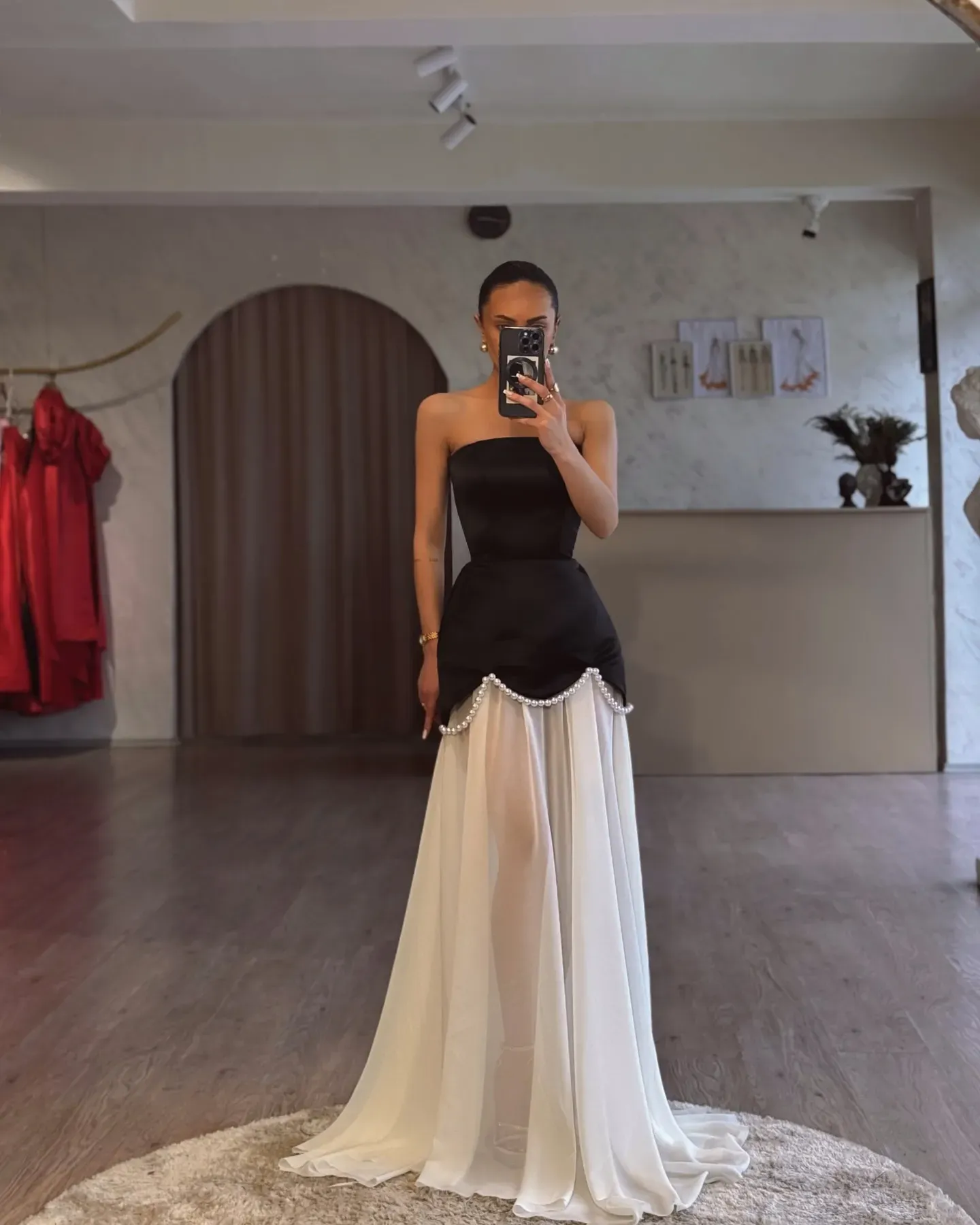 Special Design Petal Skirt Prom Dress With Pearls... From 81,74  | DHgate