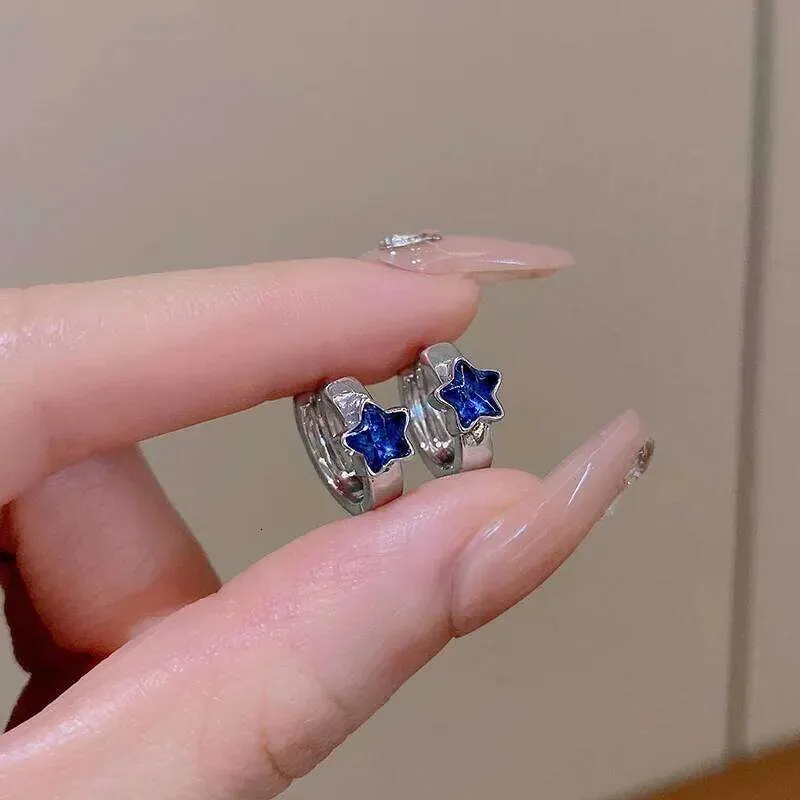 Mini orecchini creativi a forma di stella, orecchini a cerchio con zirconi color argento, gioielli per le vacanze, feste e fidanzamenti._voghion.com