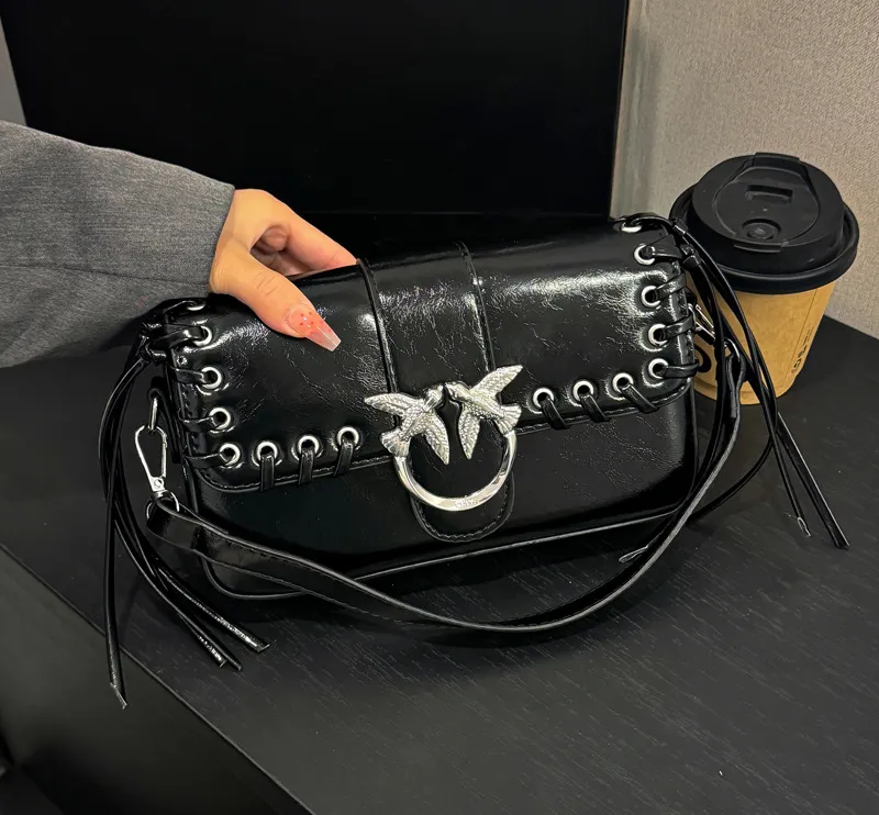2026 New Designer Woven Tassel Swivel Swallow Zadig From