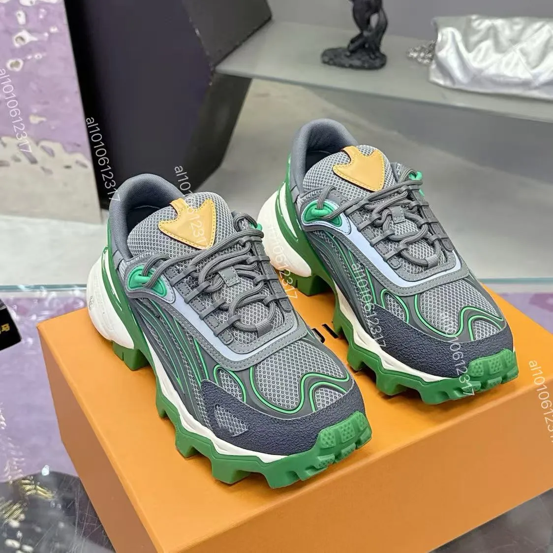 Designer Casual Clothing For Men 2026.Bulk 2026 Designer RUN AWAY Trainer Designer Sneakers Luxury Leather ...