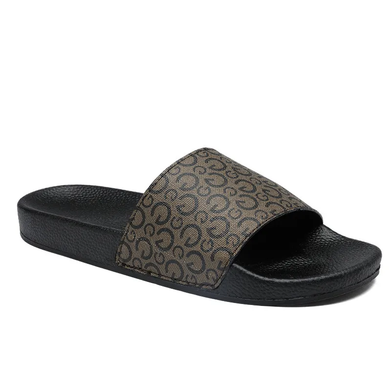 Neue Herren-Slipper mit Buchstabenprint in Übergrößen (39–47) für den Sommer, ideal für Strand und Outdoor-Aktivitäten – Schwarz, Blau, Braun (2026)_voghion.com